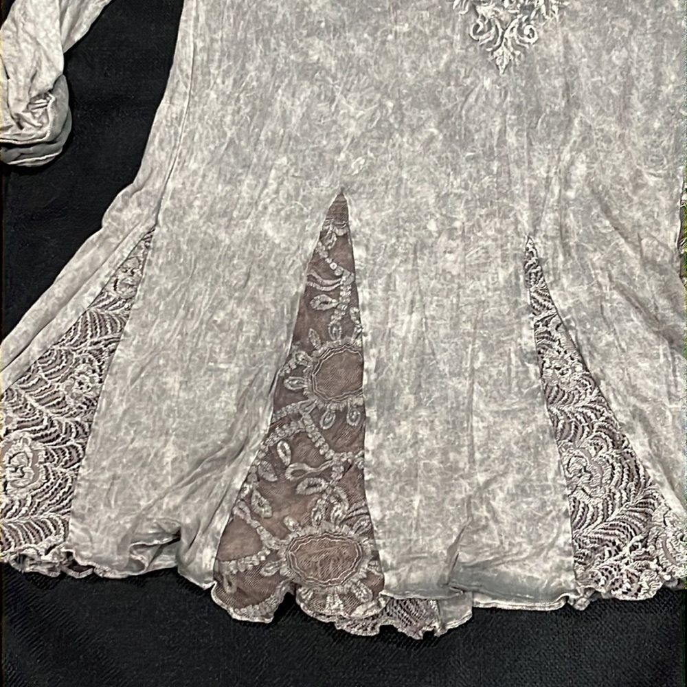 Gimmicks by Buckle tunic top - Picture 10 of 16
